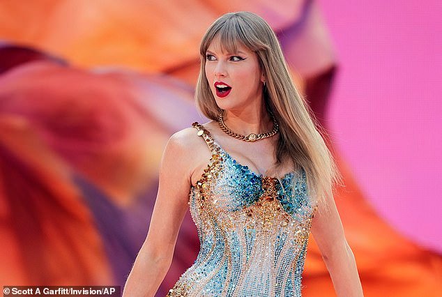 106407817-15839211-Pop_sensation_Taylor_Swift_has_long_been_the_NFL_s_holy_grail_fo-a-2_177946084488.jpeg