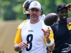 Razón profundamente personal que Aaron Rodgers podría tener que retirarse repentinamente de la NFL… y renunciar a $15 millones por su misteriosa esposa