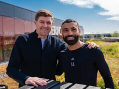 Mohamed Salah revela el papel de Steven Gerrard en la salida del Liverpool después de conversaciones secretas mientras la estrella saliente de los Rojos les dice a sus posibles pretendientes: ¡Aún no he terminado!