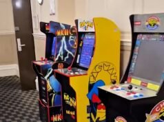 Los mimados solicitantes de asilo que se alojan en un hotel catalogado de Grado II financiado por los contribuyentes tienen una sala de juegos llena de máquinas recreativas de Mortal Kombat, Street Fighter y Pac Man.