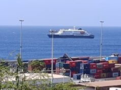 Cuatro australianos quedaron varados en el mar mientras el virus transmitido por ratas se propaga en un crucero y mata a tres