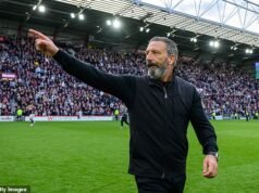 Todos los ojos puestos en Derek McInnes: el jefe de los Hearts tiene la inmortalidad a su alcance mientras su equipo busca dar los últimos pasos hacia una victoria histórica por el título.