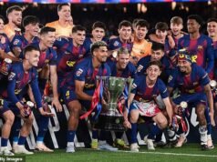 El Barcelona GANA LALiga después de vencer a su archirrival, el Real Madrid, para coronar una semana desastrosa para Los Blancos: Marcus Rashford marca un gol a gritos antes de que el emocionado Hansi Flick rinda homenaje a su ‘fantástico’ equipo tras la muerte de su padre.