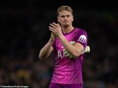 ¿Fue la salvada de Antonin Kinsky la mejor de la temporada de la Premier League? Los expertos del Daily Mail Sport revelan sus favoritos, incluidas las hazañas de David Raya y Jordan Pickford.