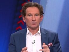 La leyenda del fútbol James Hird fue trasladado de urgencia al hospital y sometido a anestesia general después de un problema de salud mientras filmaba para Channel Nine.