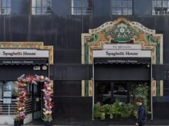 La cadena de pasta londinense Spaghetti House cierra todos sus restaurantes después de 70 años mientras la empresa familiar colapsa en la administración