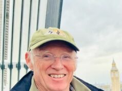 El piloto del Spitfire que murió cuando el avión réplica ‘perdió el control’ todavía estaba vivo en el momento del impacto y murió por el fuego, según la investigación