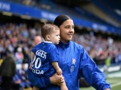 Sam Kerr niega el rumor de movimiento del equipo estadounidense antes de igualar el récord en la despedida de cuento de hadas del Chelsea
