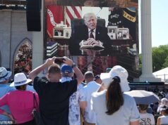 Miles de personas se reúnen para escuchar la reunión de oración de Trump en el National Mall