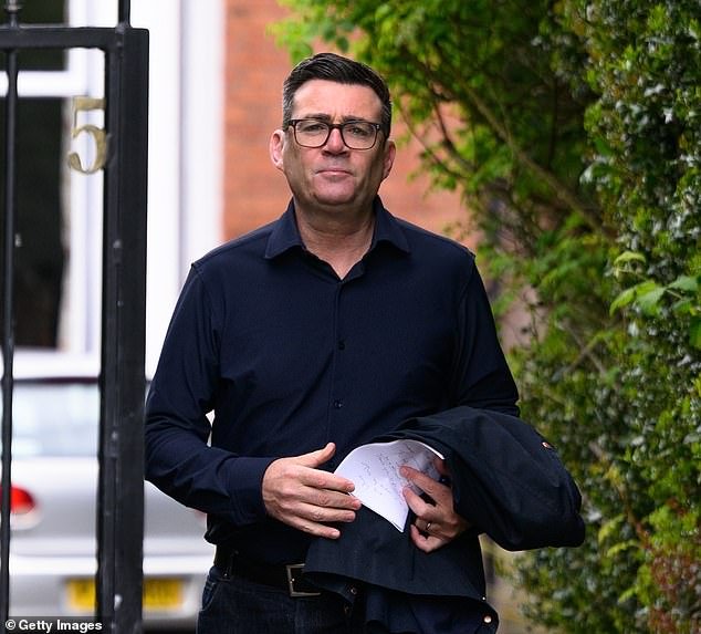 108677235-15831729-Andy_Burnham_went_on_nine_overseas_trips_in_two_years_including_-a-1_177920897907.jpeg