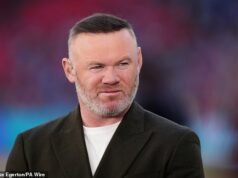 Wayne Rooney le dice a Arne Slot que prohíba al “egoísta” Mohamed Salah despedirse del Liverpool y “lo aleje del estadio” después de publicar en las redes sociales una “granada”