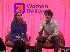 Justin Trudeau hace que una amiga feminista se retuerza al compartir la historia de colegialas con faldas demasiado cortas