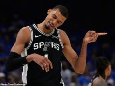 El asombroso Victor Wembanyama inspira a los Spurs a una victoria épica en doble tiempo extra sobre el Thunder en el Juego 1 de las Finales de la Conferencia Oeste