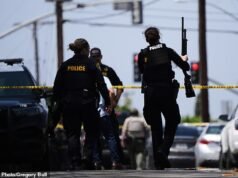 Un escalofriante audio policial muestra momentos desgarradores cuando la policía llega a la escena del tiroteo en la mezquita de San Diego