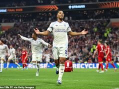 Aston Villa – Friburgo 3-0: Los hombres de Unai Emery ganan el gran trofeo que merecen, ya que el triunfo en la Europa League ofrece a una nueva generación una velada inolvidable, escribe TOM COLLOMOSSE
