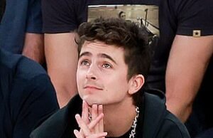 Caos en el jardín mientras los New York Knicks lideran 2-0 en las finales de conferencia sobre Timothee Chalamet y compañía