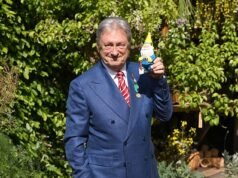 Alan Titchmarsh compra una casa de lujo de cinco habitaciones por £2,6 millones al ganador de Omaze, que la obtuvo por el precio de un boleto de rifa de £10