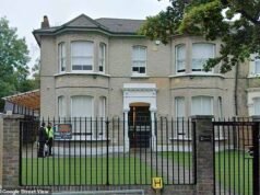 Hombre de 25 años acusado de agresión después de que hombres judíos fueran atacados en un festival religioso en las afueras de una sinagoga del norte de Londres