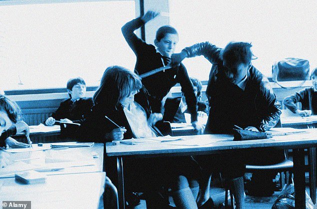 108823503-15843397-Letters_sent_directly_to_the_SNP_s_former_education_secretaries_-a-1_177955776009.jpeg