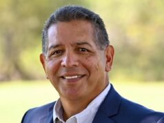 Furia después de que un rival se burlara de un veterano militar respaldado por Trump por su discapacidad en un anuncio de campaña