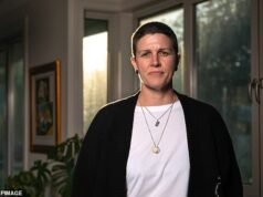 Los síntomas silenciosos que una madre de Melbourne ignoró antes del devastador diagnóstico de cáncer de intestino, mientras los casos entre los jóvenes australianos se triplican