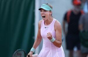 Katie Boulter avanza a la segunda ronda del Abierto de Francia después de superar el comodín adolescente estadounidense, mientras su prometido Alex De Miñaur pone fin a la racha del clasificado británico Toby Samuel en Roland Garros