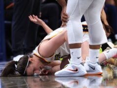 Clark está bien después de dejar temprano el primer partido en casa de pretemporada de Fever