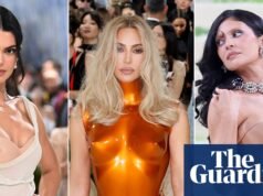 El cuerpo como obra maestra: pezones, esqueletos y tatuajes dominan en la Met Gala que batió récords | Gala del Met