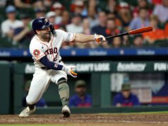 José Altuve supuestamente tiene una lesión en el oblicuo, dice el gerente general de los Astros, Dana Brown