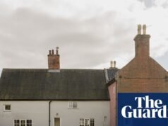 Casas en venta en Inglaterra con impresionantes jardines vacacionales – en imágenes