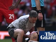 Los Socceroos asestaron un duro golpe en la Copa del Mundo cuando el delantero clave Riley McGree se lesionó en Wembley | Australia