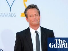 Las pertenencias de Matthew Perry se subastarán como recuerdos de Friends y el Banksy original a la venta | Mateo Perry