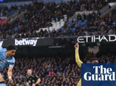 Foden inspira la victoria del Manchester City contra el Crystal Palace para cerrar la brecha en la cima | primera división