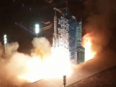 China lanza 3 astronautas, incluido el primero de Hong Kong, a la estación espacial Tiangong (vídeo)
