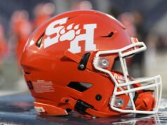 Muere el back defensivo de Sam Houston, Will Davis
