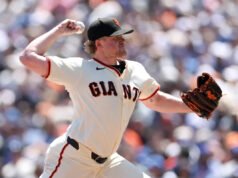 El as de los Gigantes, Logan Webb, ingresa a la lista de lesionados de 15 días con bursitis en la rodilla derecha, poniendo fin a una racha de aperturas consecutivas