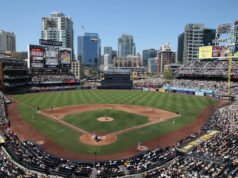 Las franquicias de los Padres cambian de nombre a ‘FTD Burger’ después de que un aparente disparo a los Dodgers se volviera viral