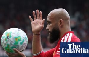 La decisión de Mbeumo en el balonmano fue incorrecta, dice Howard Webb a Nottingham Forest | Árbitros