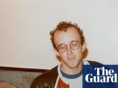‘Le dije a su familia que era VIH positivo’: el mejor amigo de Keith Haring habla sobre la vida con el artista mientras se exhiben obras nunca antes vistas | Keith Haring