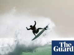 Yago Dora derrumba la World Surf League con 10 aéreos perfectos | Navegar