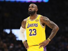 Rey mí: lo creas o no, LeBron James es un miembro del Salón de la Fama solo como Laker