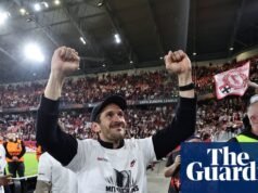 El agresivo gol de Friburgo de Julian Schuster para la inmortalidad de la Europa League | Friburgo