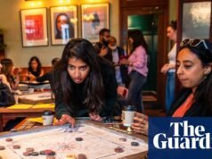 ‘La gente anhela la amistad’: Miles se reúnen para presenciar el resurgimiento de un juego de mesa centenario del sur de Asia | juegos de mesa