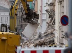 Hallan cuerpo después del derrumbe de un edificio en el este de Alemania