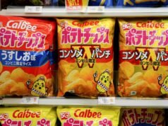 Los paquetes de patatas fritas japonesas se volverán incoloros debido a la guerra en Irán