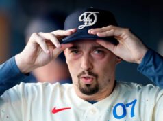 Blake Snell maltratado en el debut de la temporada de los Dodgers, eclipsado por Spencer Strider de los Bravos en la derrota por 7-2