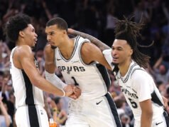 En un crucial Juego 4 de la WCF, estos jóvenes Spurs se apoyan en lo que los trajo aquí: la defensa.