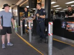 Los minoristas australianos exigen alivio ante la crisis de oferta en Oriente Medio