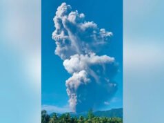 Tres excursionistas murieron después de escalar un volcán en Indonesia regulado para crear contenido en línea, dice la policía