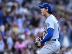Shohei Ohtani conecta HR en el primer lanzamiento y luego reduce la efectividad a 0.73, la mejor de la MLB